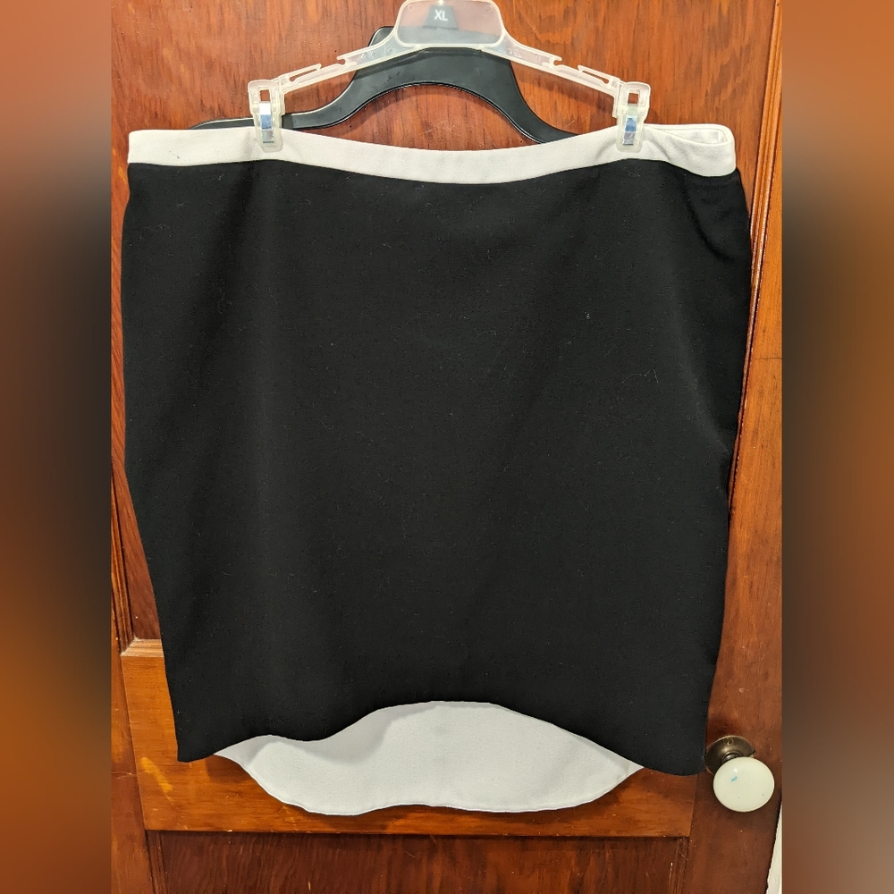 Worthington Hi-Low Pencil Skirt Size 16